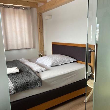 Grosszuegige Ferienwohnung Mit Weitem Ausblick Lichtenberg (Brandenburg) Exterior foto